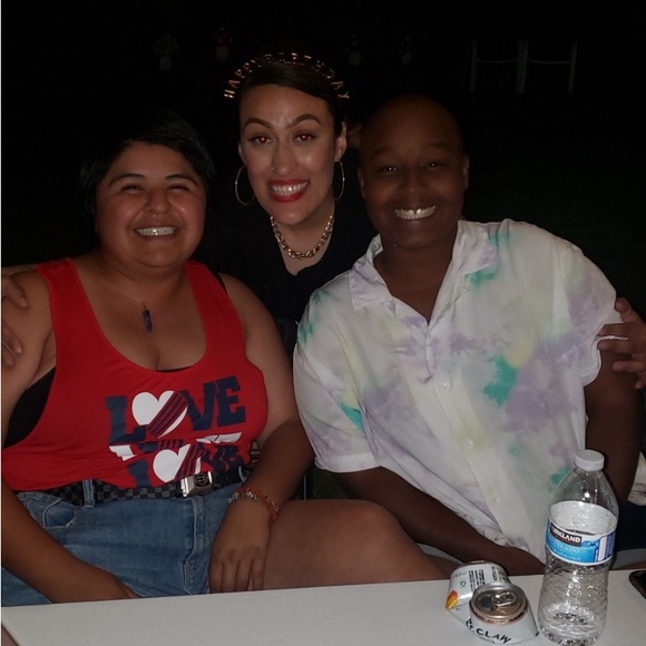 Meet your Posher, Juana - Picture 9 of 16